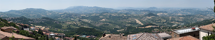 Взгляд из Сан-Марино на Италию